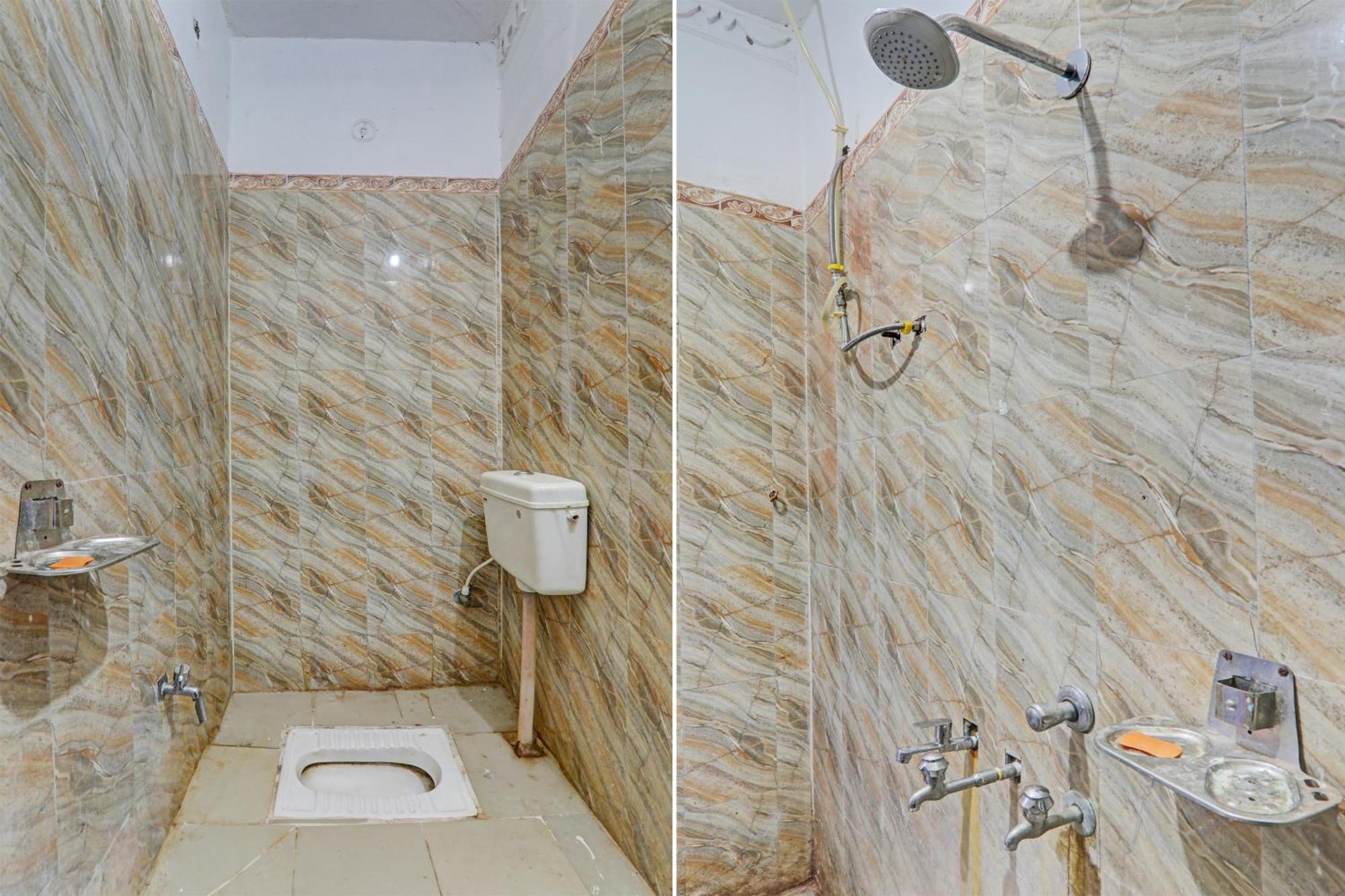 Ayodhya Hotel O Home Om Marriage Hall מראה חיצוני תמונה